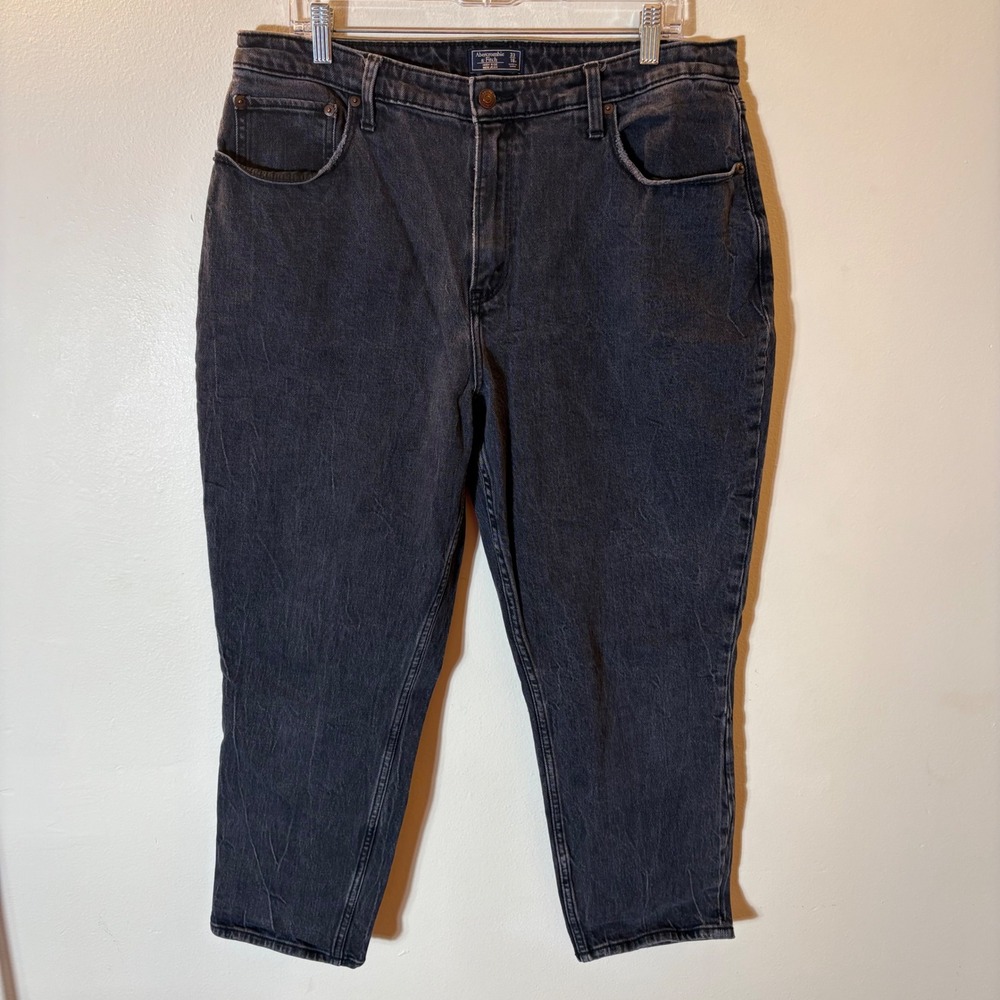 Abercrombie & Fitch Curve Love High Rise Mom Jeans Faded Black Denim 33/16R
